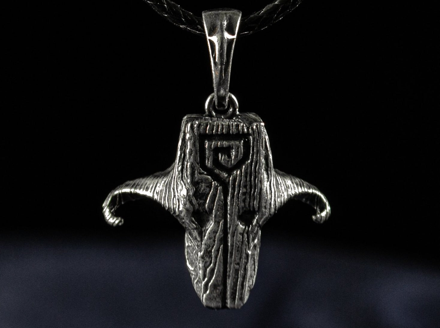 {{jewelry_for_geeks}} - {{ GameFanCraft}} Pendant Silver Dota 2 Juggernaut mask pendant