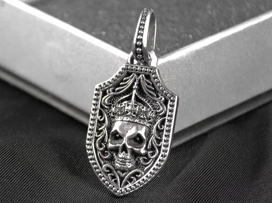 {{jewelry_for_geeks}} - {{ GameFanCraft}} Pendant Silver Gothic Brutal Pendant with skull and sword