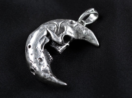 {{jewelry_for_geeks}} - {{ GameFanCraft}} Pendant Silver Halloween Skull Moon Pendant