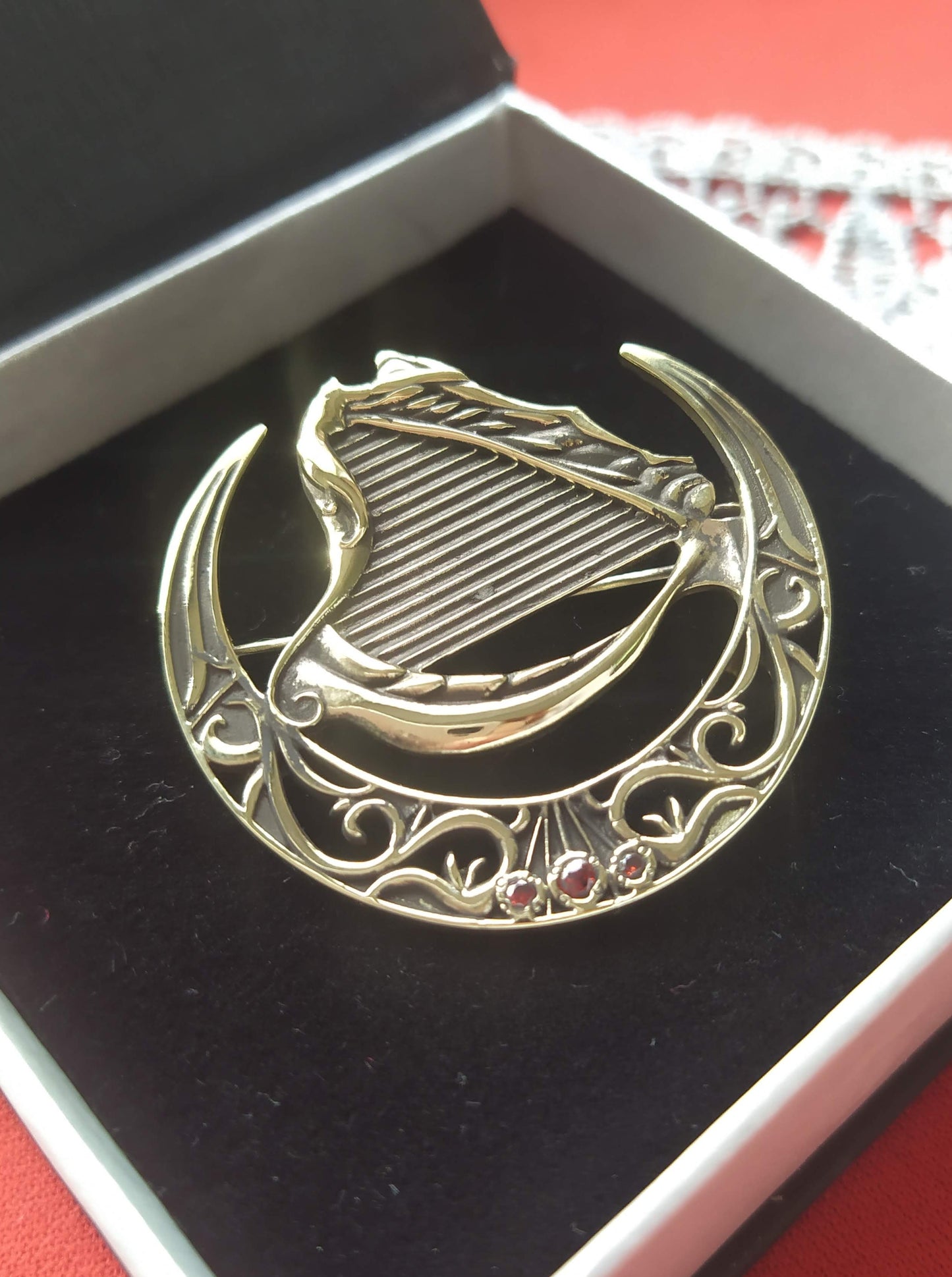 {{jewelry_for_geeks}} - {{ GameFanCraft}} Pin Brass DnD Faerun harpers pin forgotten realms