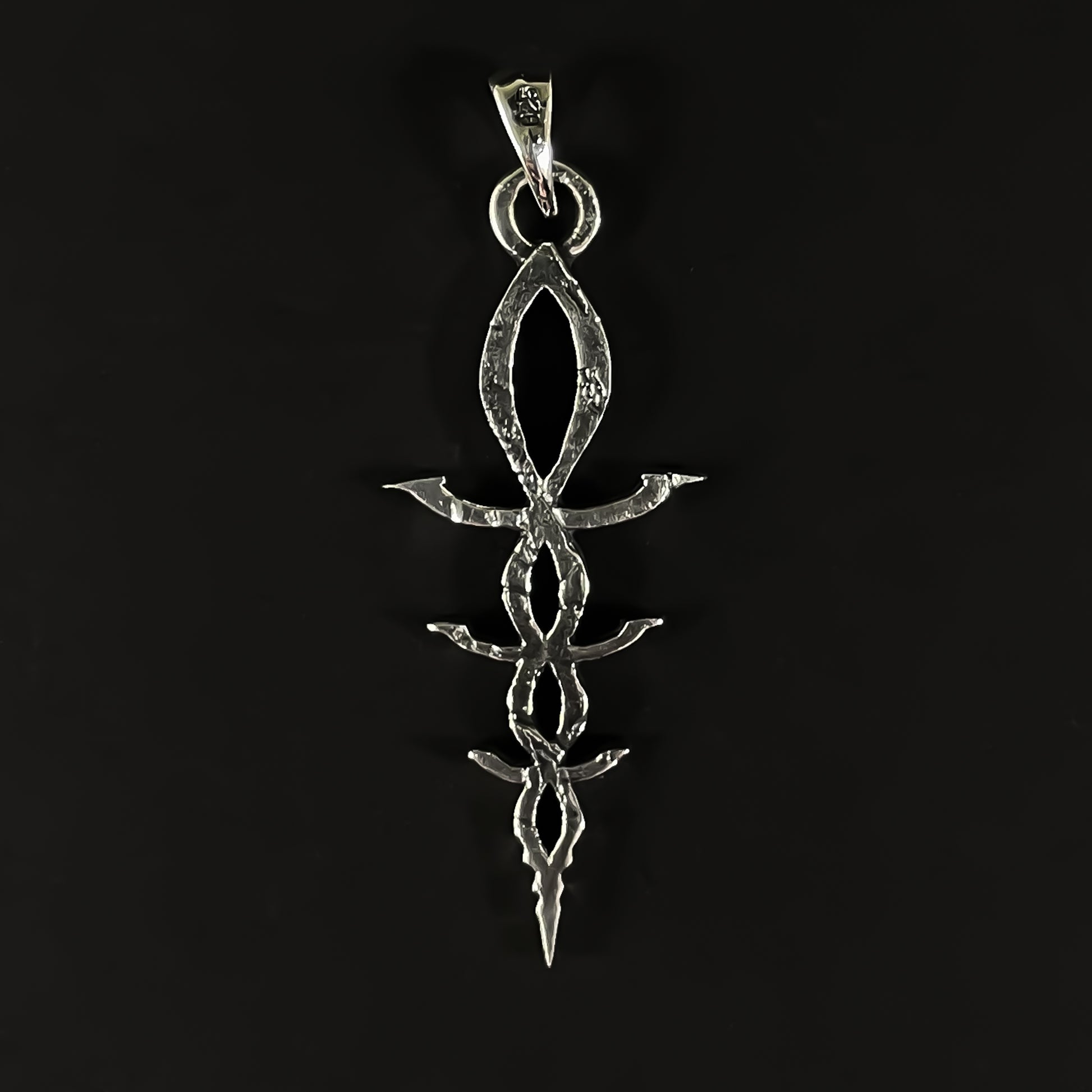 {{jewelry_for_geeks}} - {{ GameFanCraft}} Pendant Silver Bloodborne Hunter Byrgenwerth Oath Corruption Rune Necklace