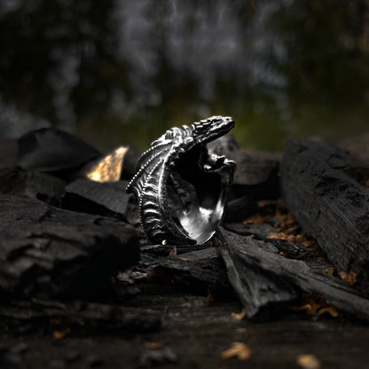 {{jewelry_for_geeks}} - {{ GameFanCraft}} Ring Dragon hugging finger ring