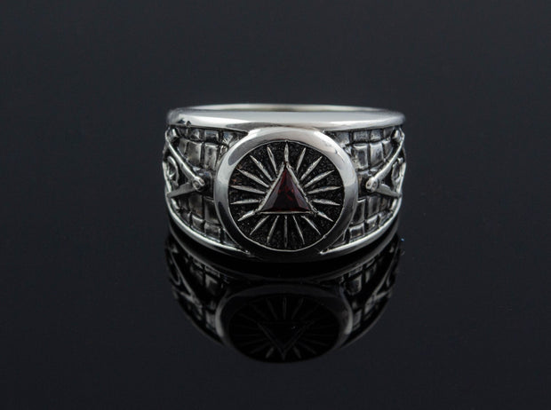 {{jewelry_for_geeks}} - {{ GameFanCraft}} Ring Silver Masonic man ring with gemstone