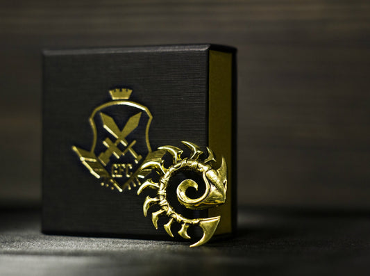 {{jewelry_for_geeks}} - {{ GameFanCraft}} Pendant Brass Starcraft Zerg pendant