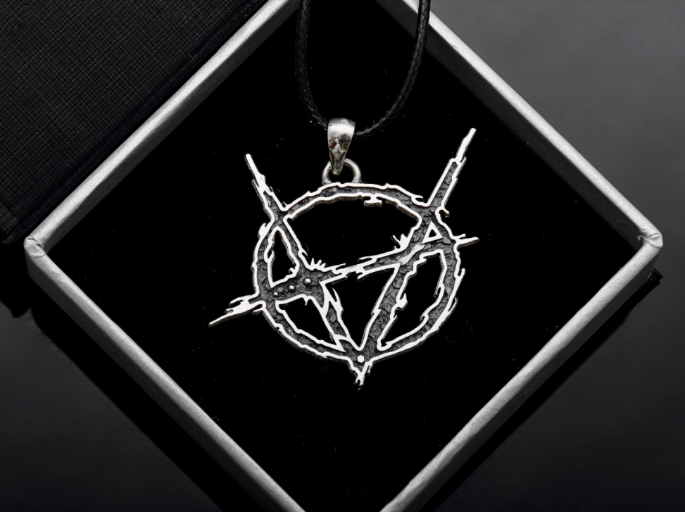 {{jewelry_for_geeks}} - {{ GameFanCraft}} Pendant Silver Brujah Clan pendant