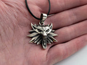 {{jewelry_for_geeks}} - {{ GameFanCraft}} Pendant Silver Wolf Head Witcher Medallion