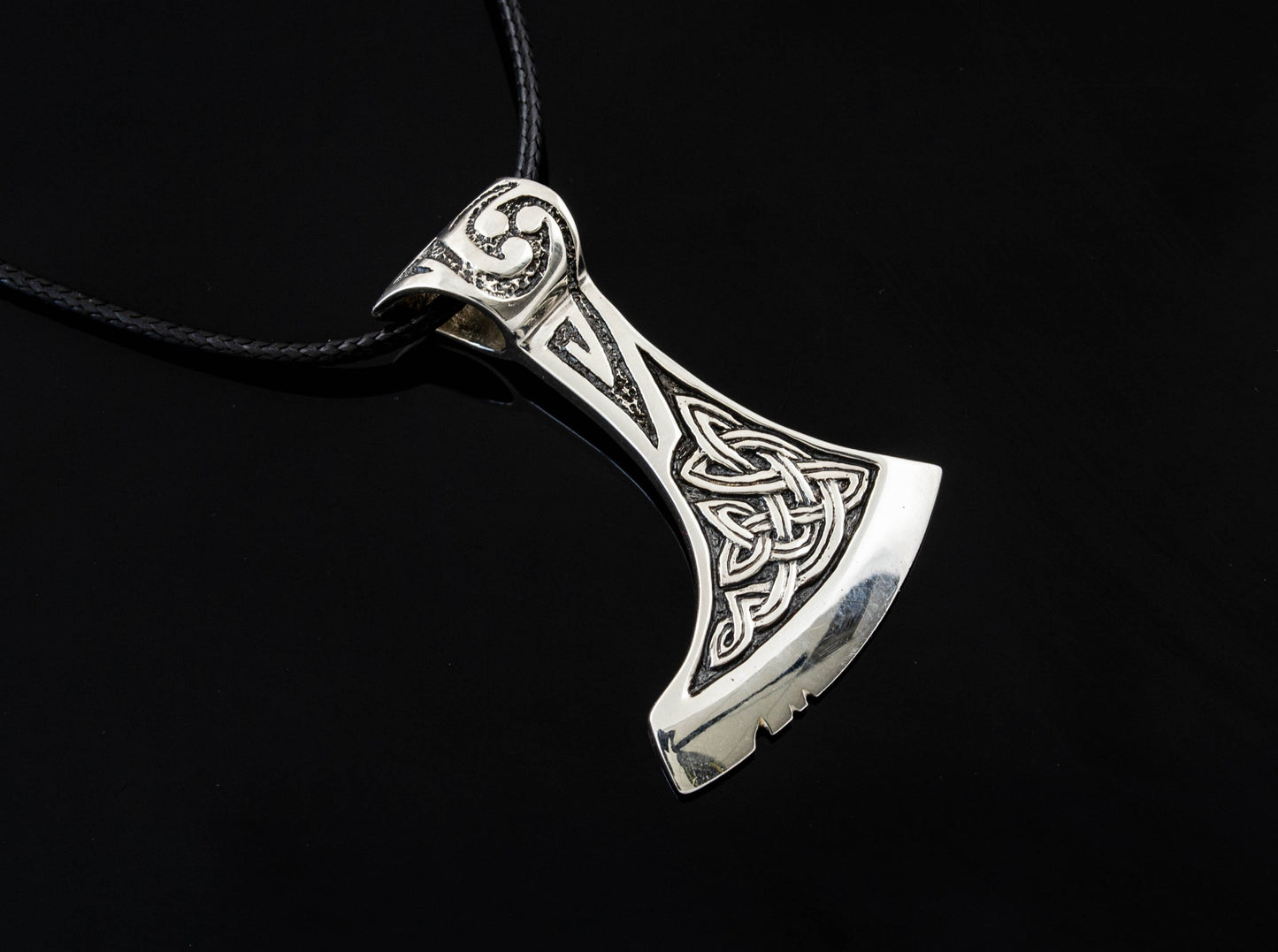 {{jewelry_for_geeks}} - {{ GameFanCraft}} Pendant Silver Viking pendant battle Axe, Celtic pattern jewelry, Scandinavian triskele pendant