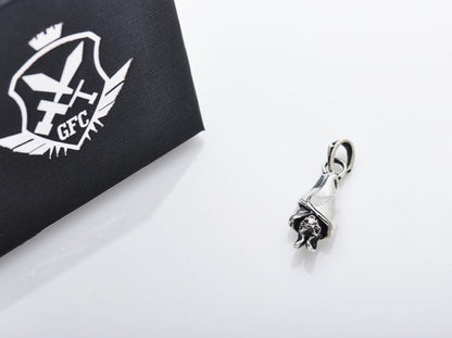 {{jewelry_for_geeks}} - {{ GameFanCraft}} Pendant Silver Gothic Sleeping Bat pendant